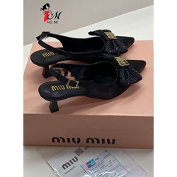 Zapatos Miu Miu de charol - Imagen 2